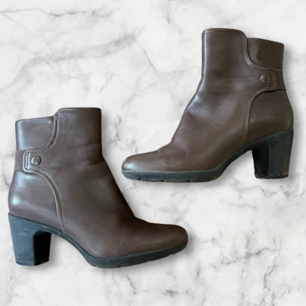 Clarks Lucette Jewel Dark Brown Leather Ankle Boots Rubber Sole size‎ 7